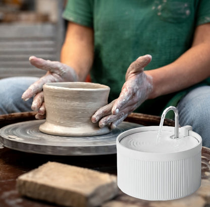 Ceramic Cat Fountain with Advanced Filtration System | Hygienic Design for Cats and Small Dogs